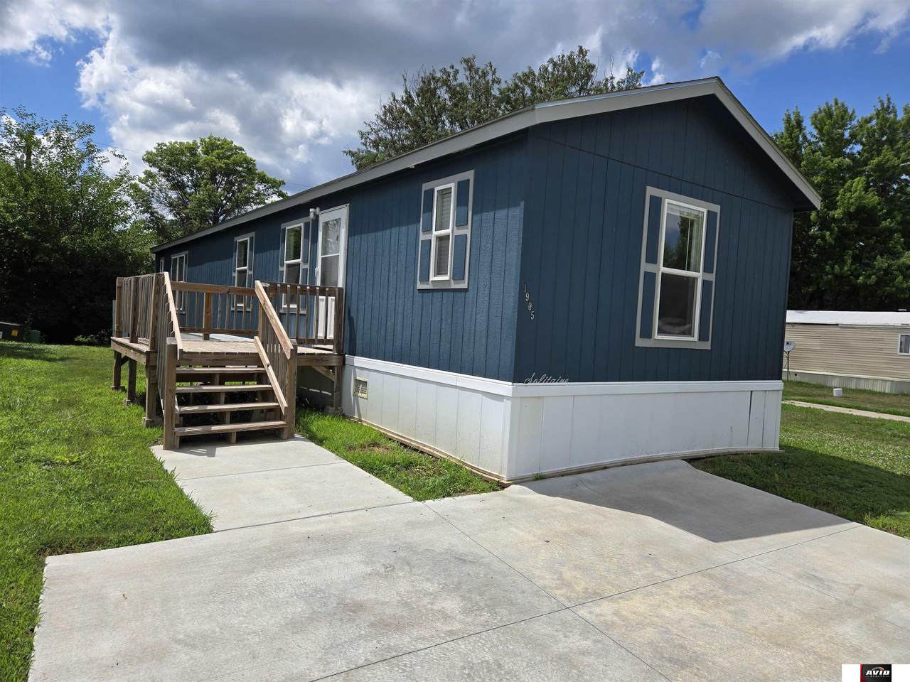1905 15th Street - Photo 1