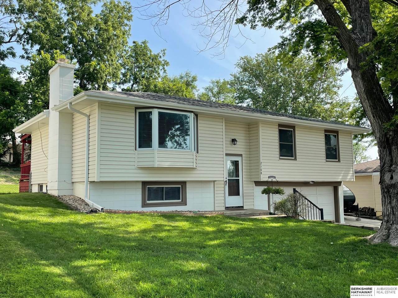 2108 Randall Drive - Photo 1