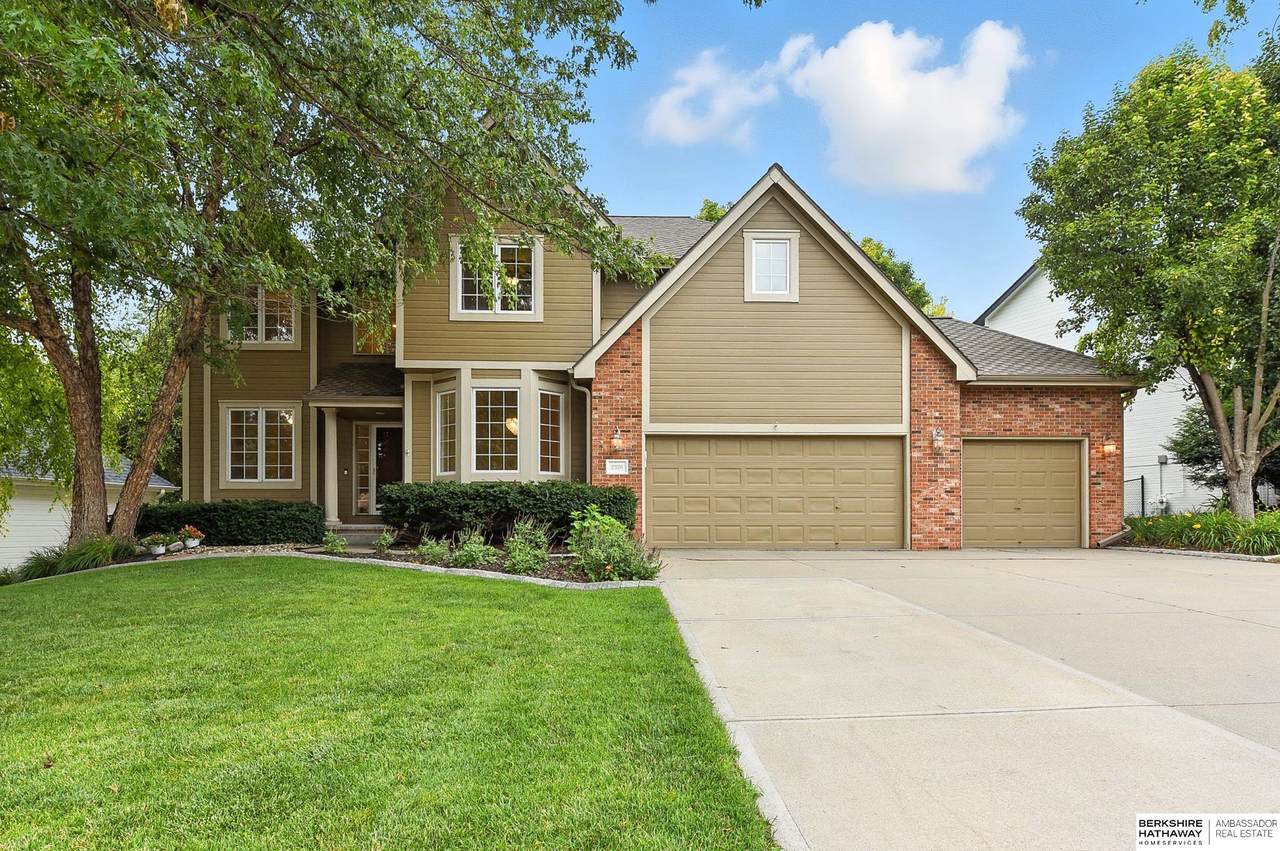2330 183rd Circle - Photo 1