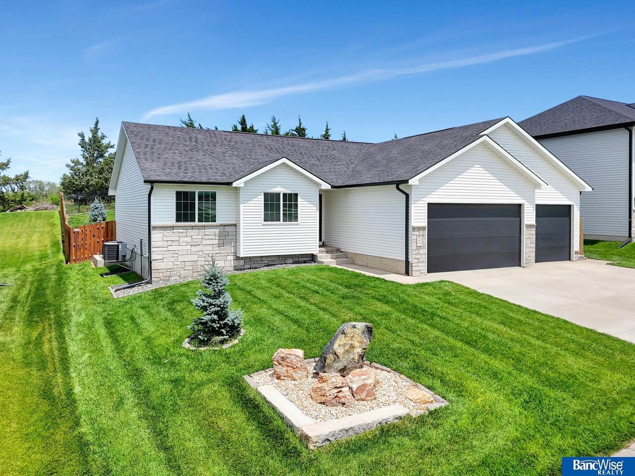 840 Whitetail Run Circle - Photo 1
