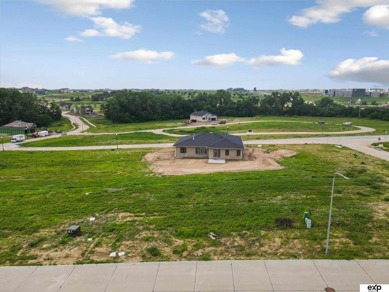 20125 U Street - Photo 1