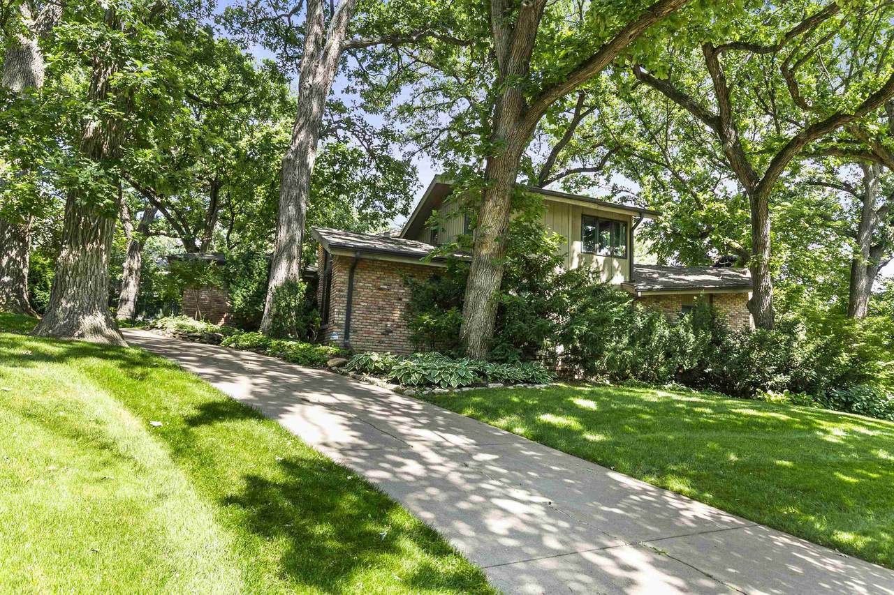 9718 Frederick Street - Photo 1