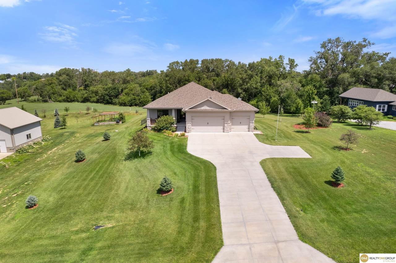 1158 Stone Ridge Drive - Photo 1