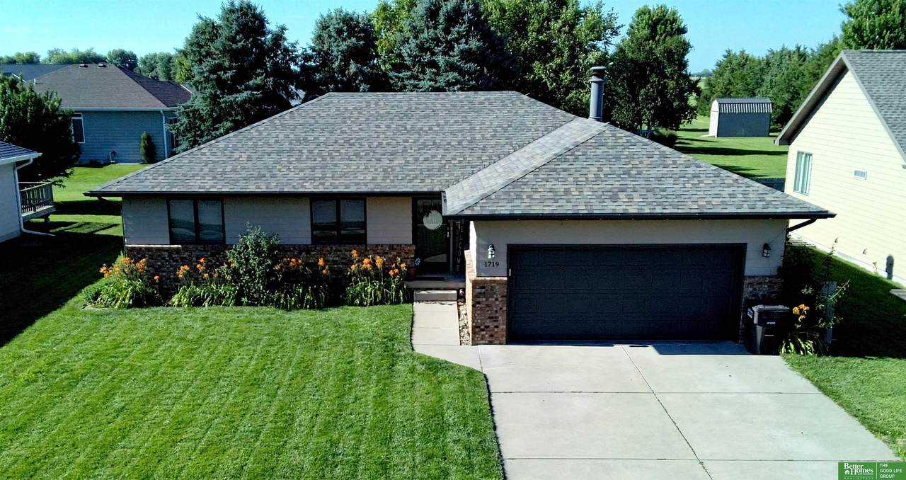 1719 15th Street - Photo 1