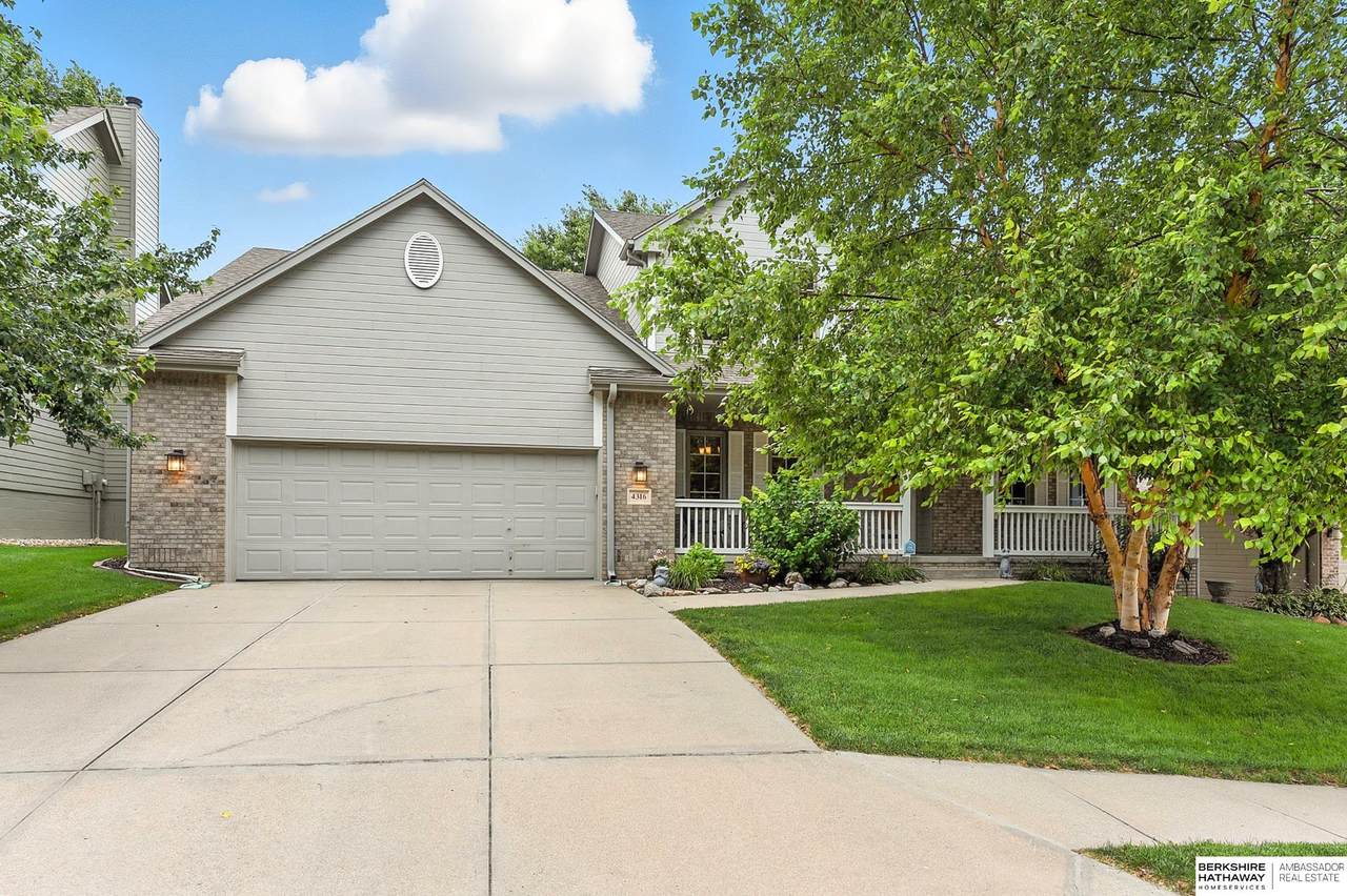 4316 174th Avenue - Photo 1