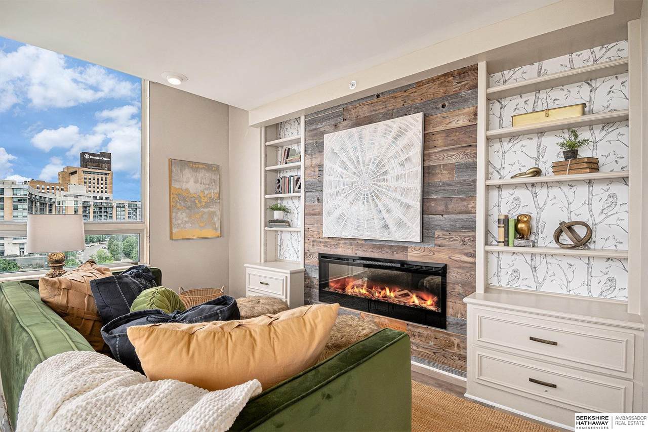 3000 Farnam Street - Photo 1