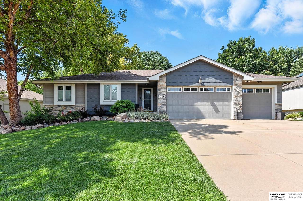 15114 Sherwood Avenue - Photo 1