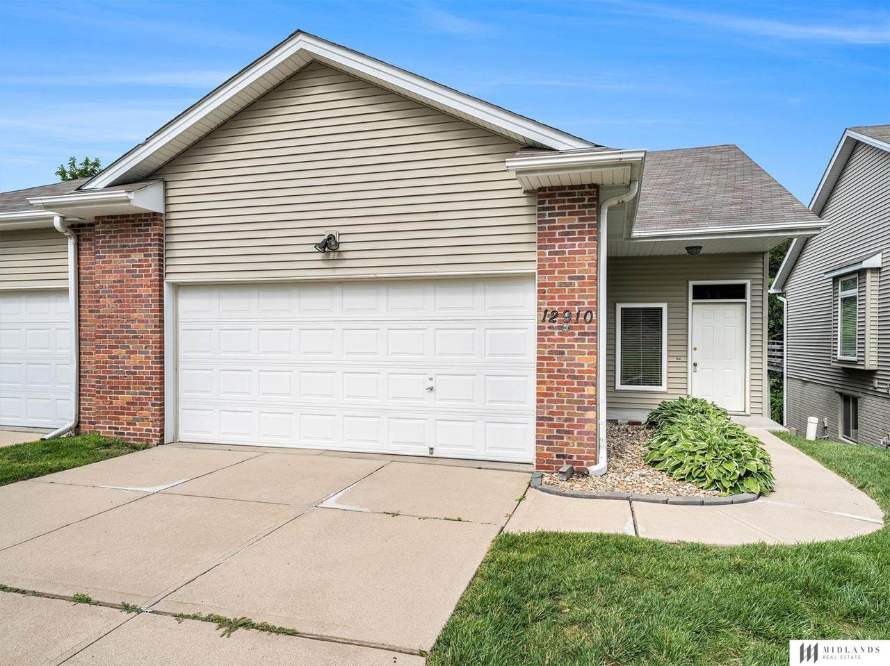 12910 36th Street - Photo 1