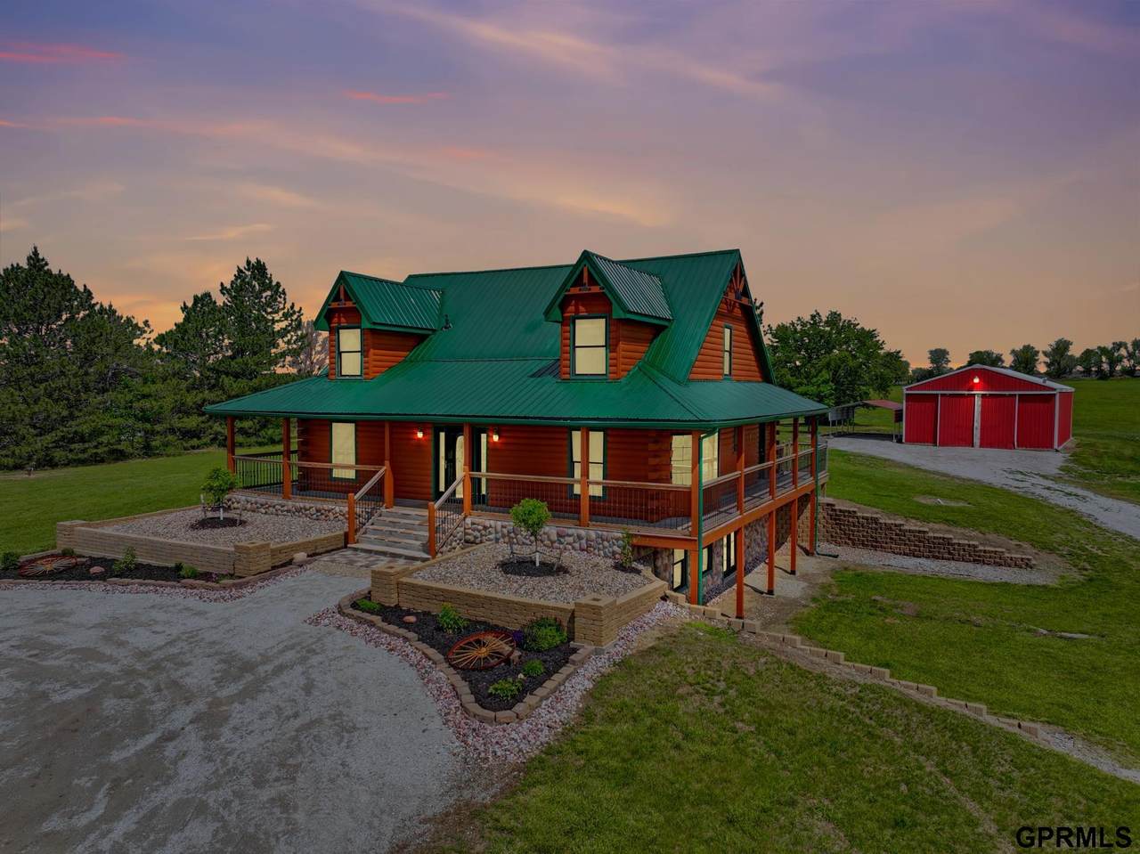 8700 Waverly Road - Photo 1