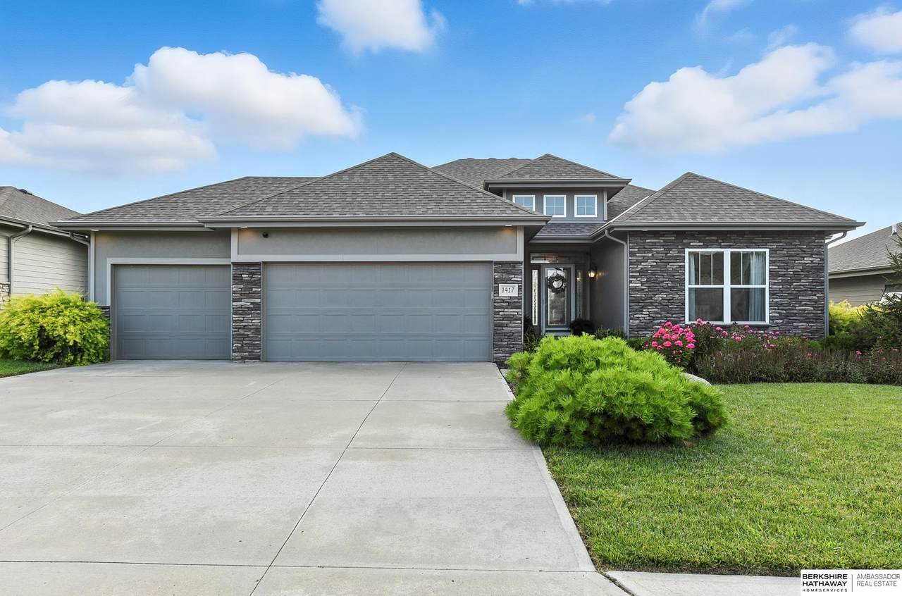 1417 208 Street - Photo 1