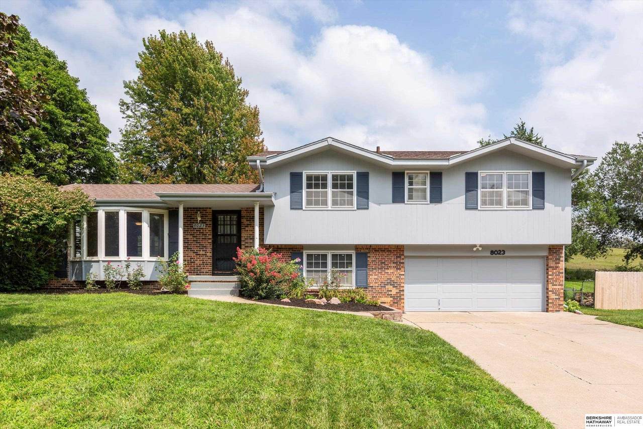 8023 Raven Oaks Drive - Photo 1