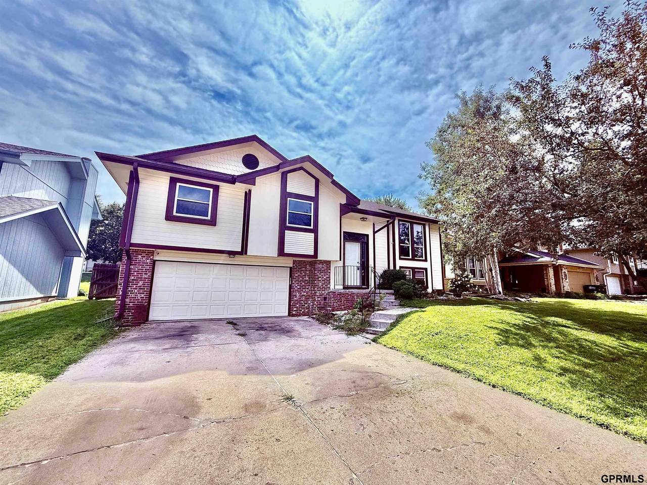 5025 163rd Street - Photo 1