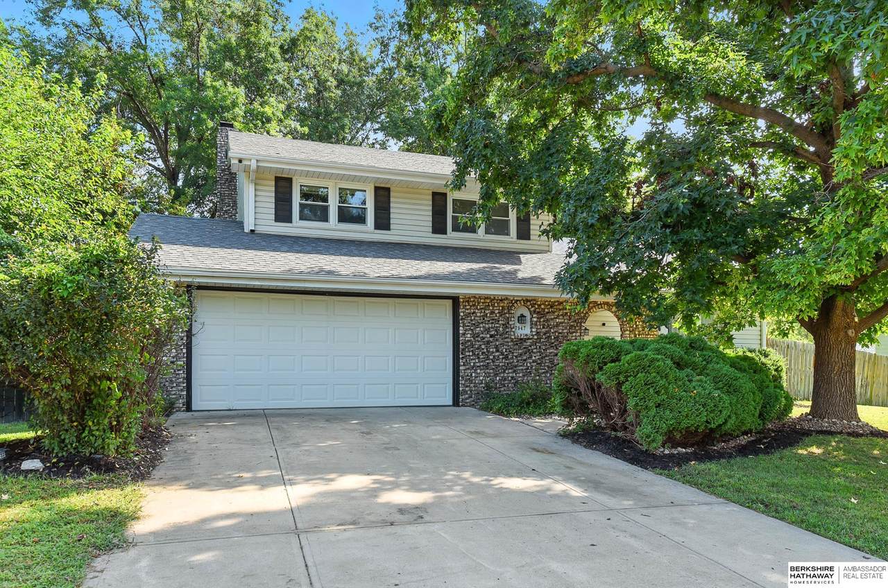 7947 Raven Oaks Drive - Photo 1