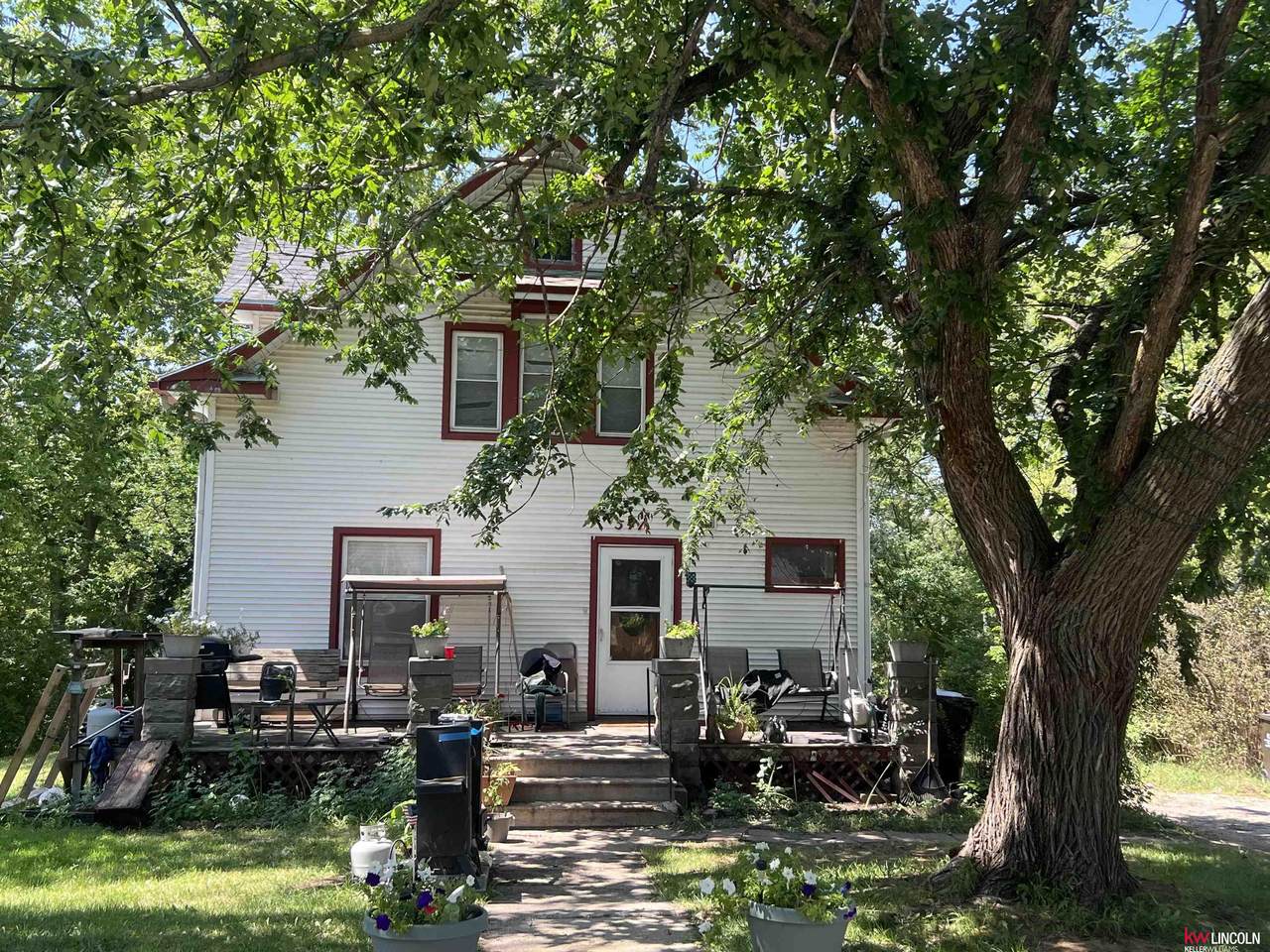 541 Chestnut Street - Photo 1