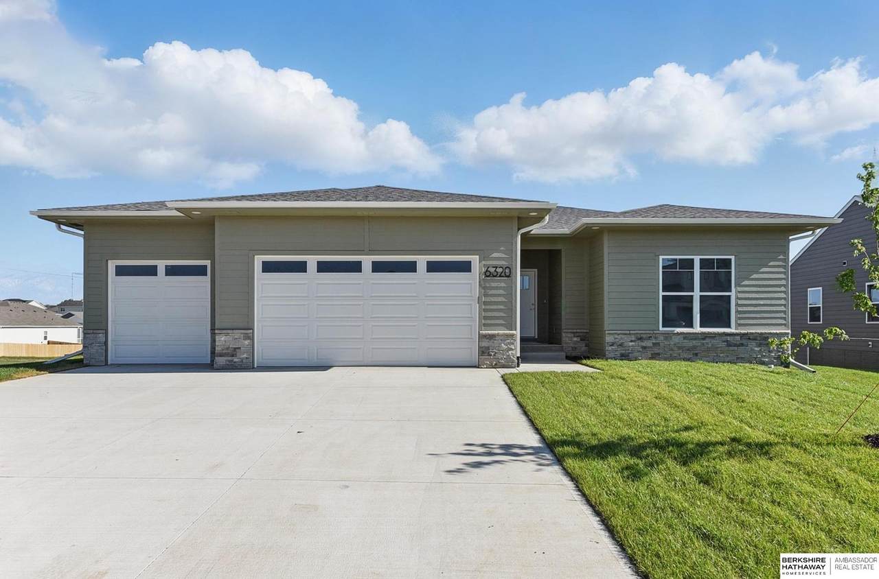 6320 Harvest Drive - Photo 1