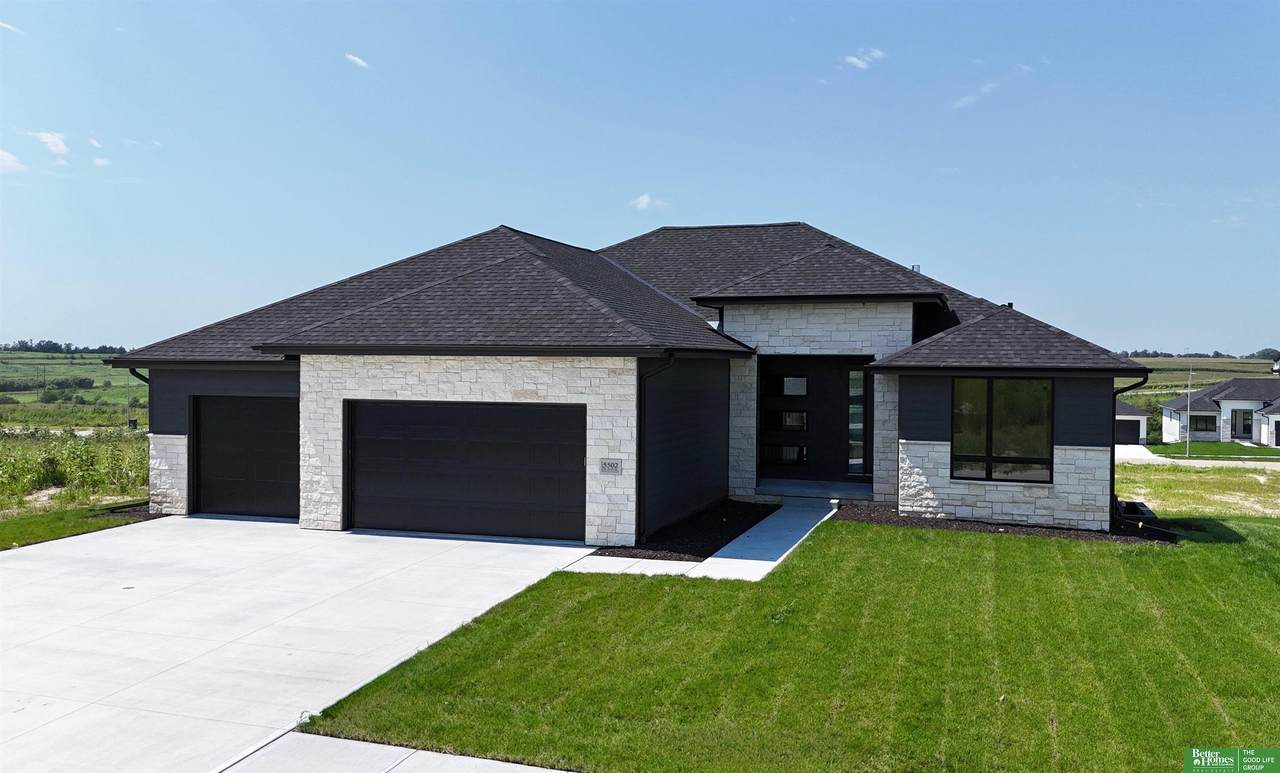 5502 213th Street - Photo 1