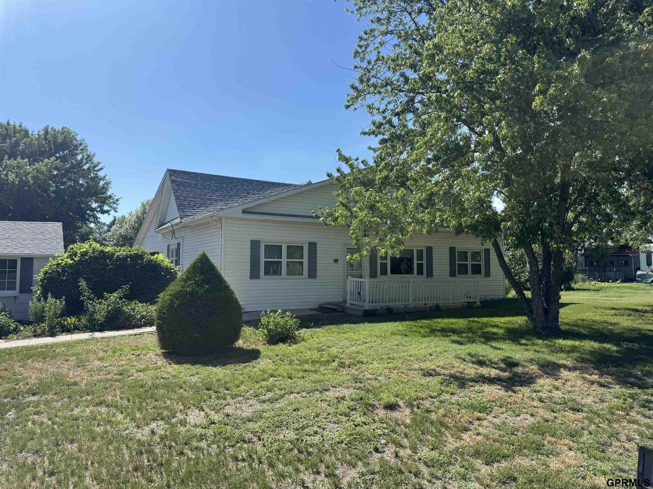 801 John Street - Photo 1