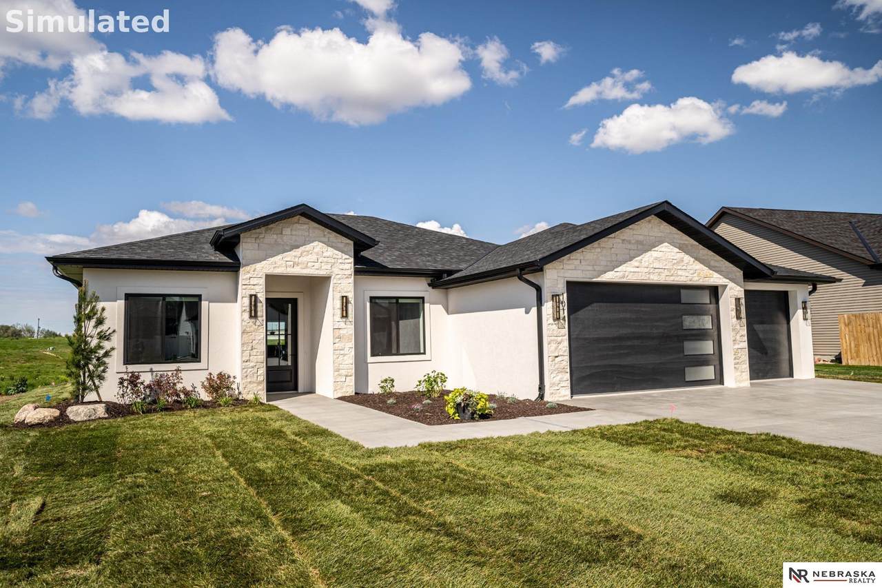 2537 102nd Street - Photo 1