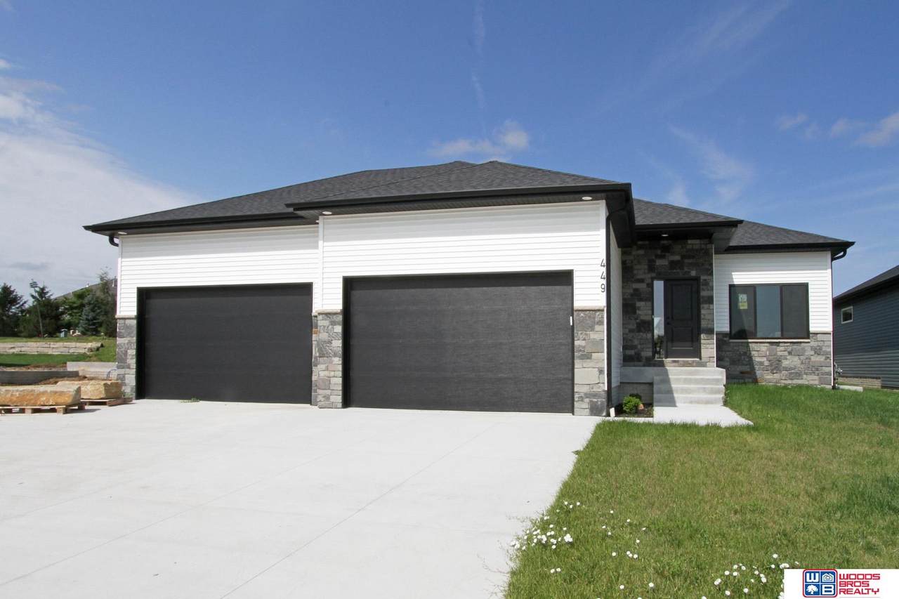 449 Half Moon Drive - Photo 1