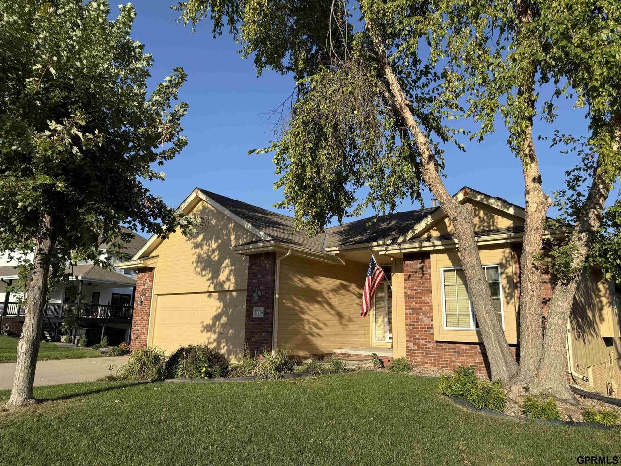 7705 169 Street - Photo 1