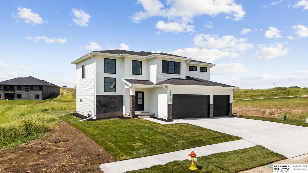 18214 Cooper Street - Photo 1