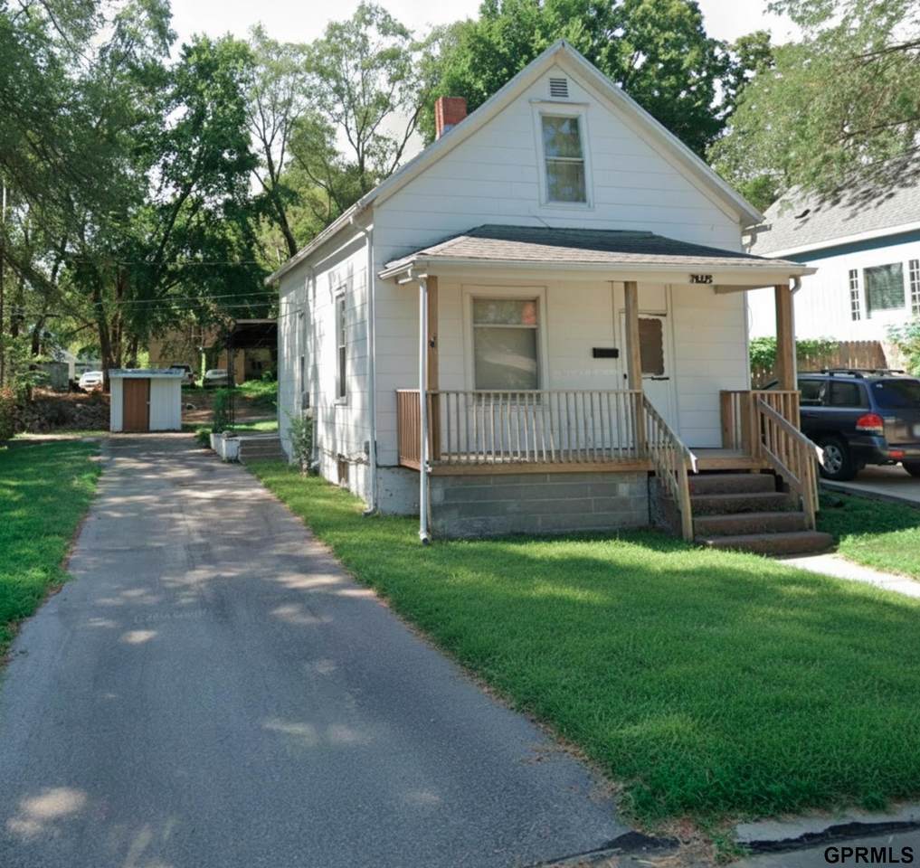 4215 Patrick Avenue - Photo 1