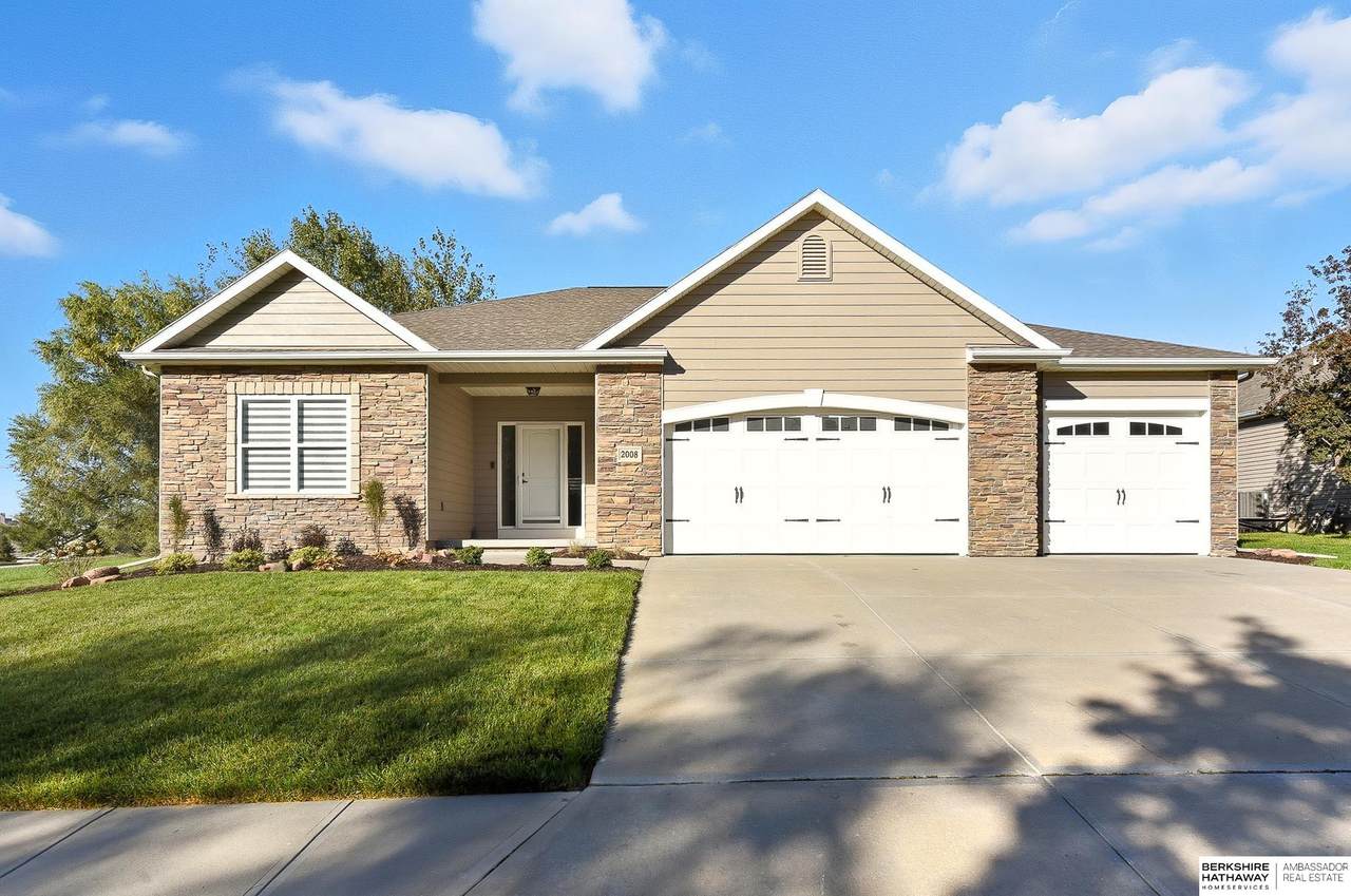 2008 174th Street - Photo 1