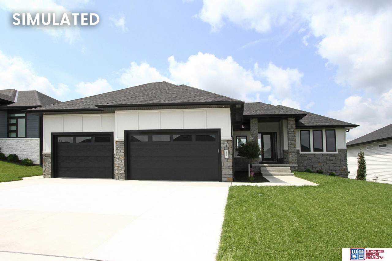 941 104th Street - Photo 1