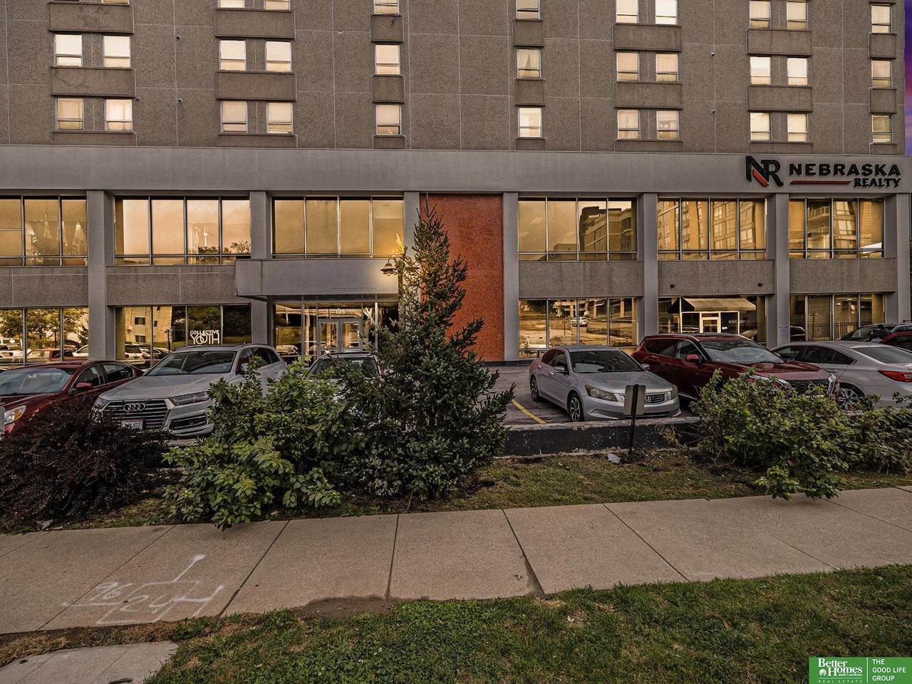 105 31 Avenue - Photo 1