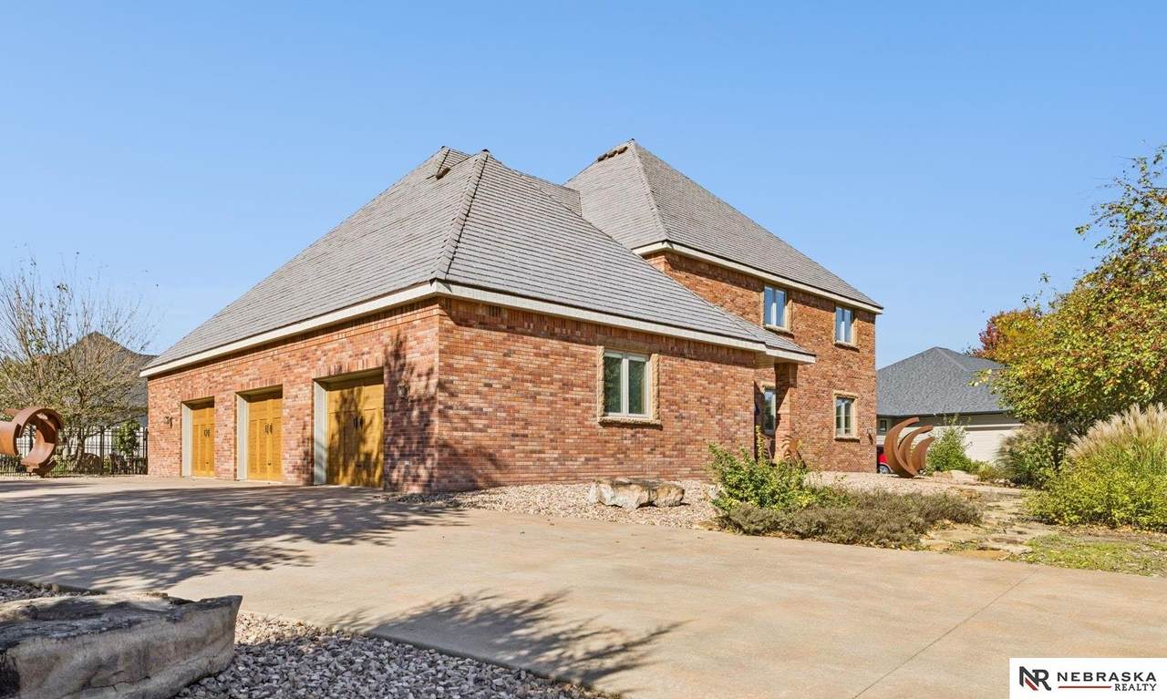 6525 Rolling Hills Court - Photo 1