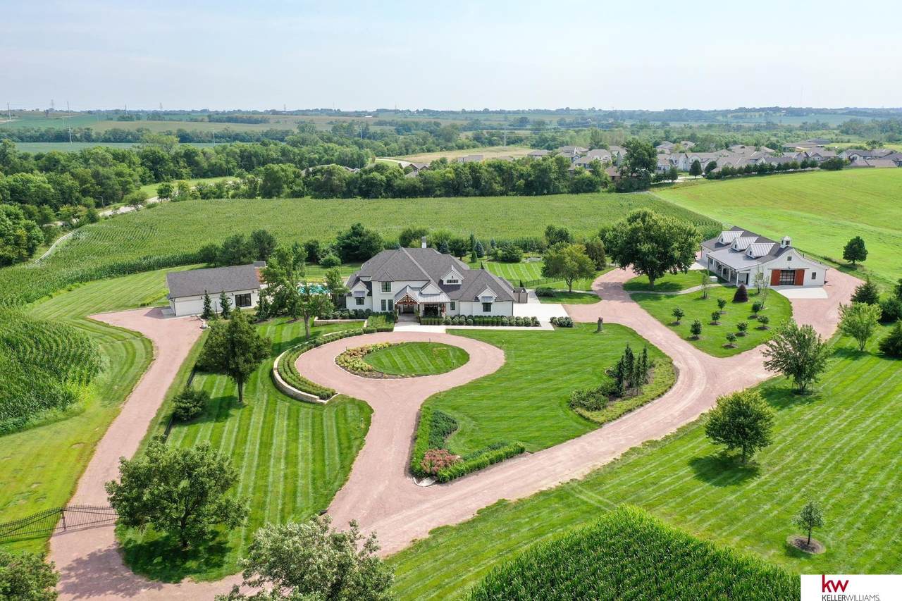 10617 156th Street - Photo 1