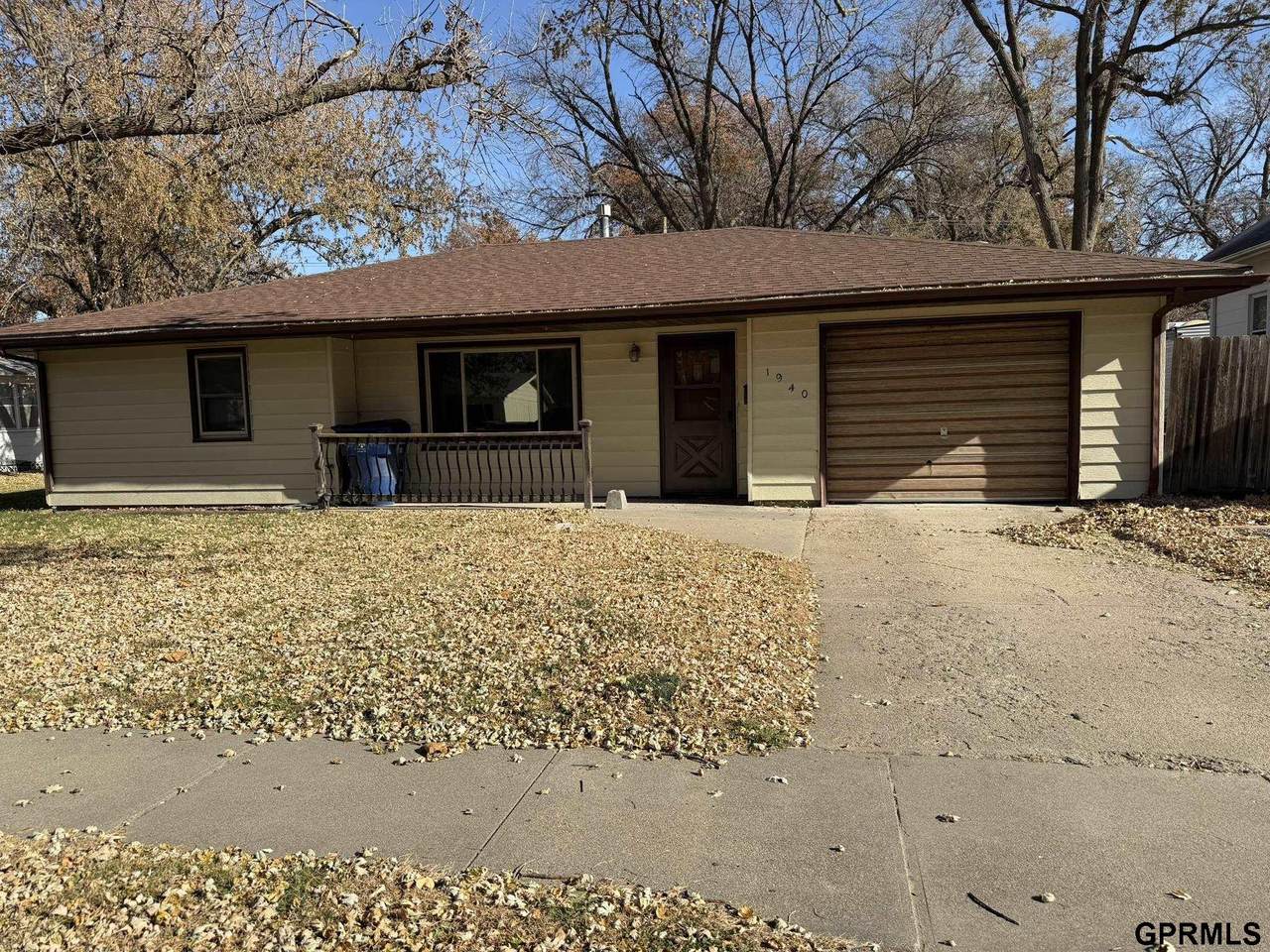 1940 Norman Avenue - Photo 1