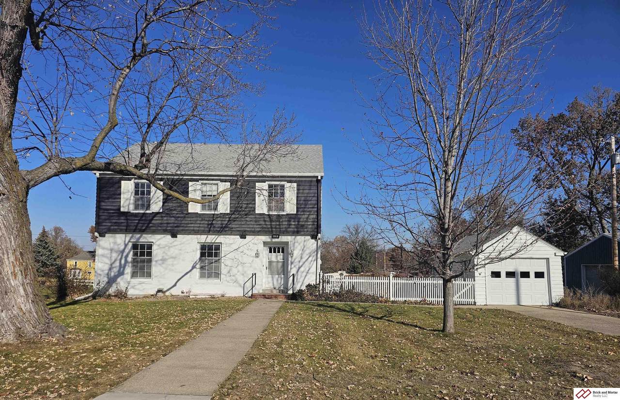 808 Garfield Street - Photo 1
