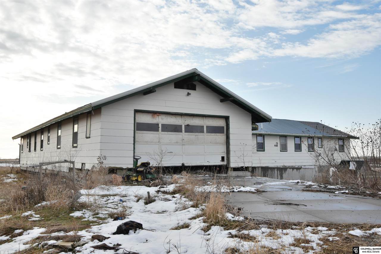 6940 Gage Road - Photo 1