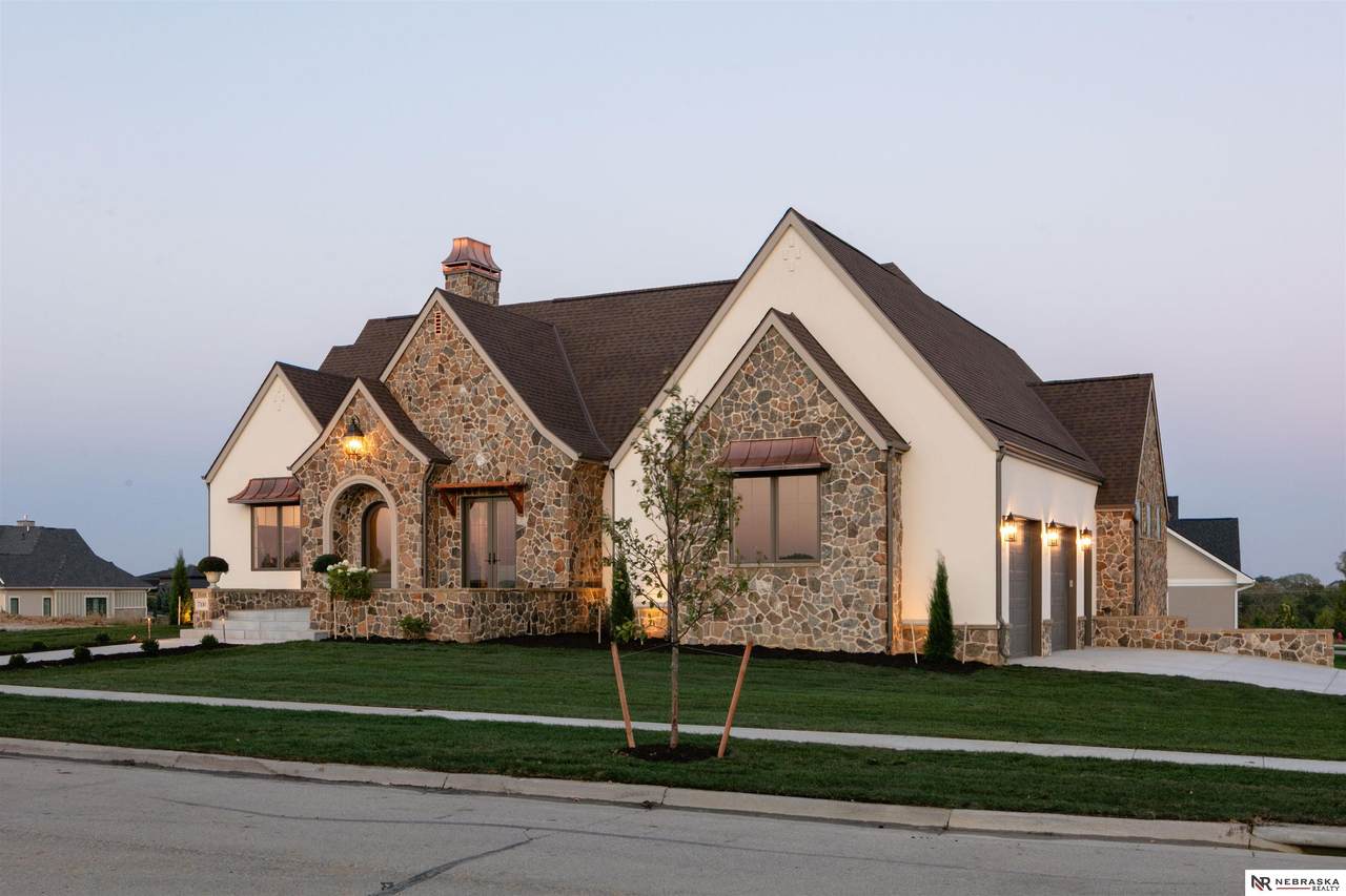 https://bt-photos.global.ssl.fastly.net/omaha/1280_boomver_1_22534639-2.jpg