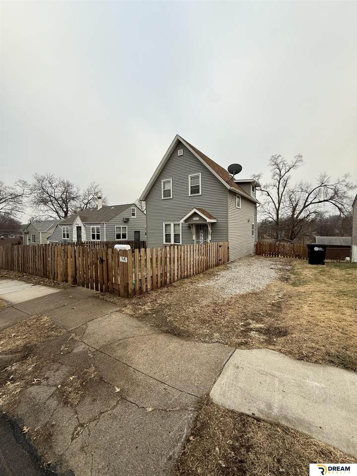 https://bt-photos.global.ssl.fastly.net/omaha/1280_boomver_1_22535440-2.jpg