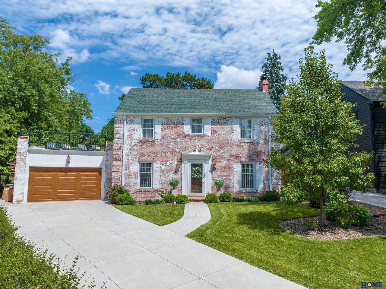 2904 Georgian Court - Photo 1