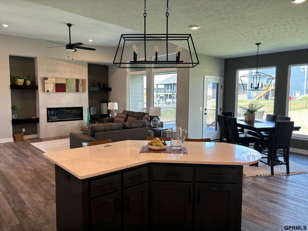 7106 172 Street - Photo 1