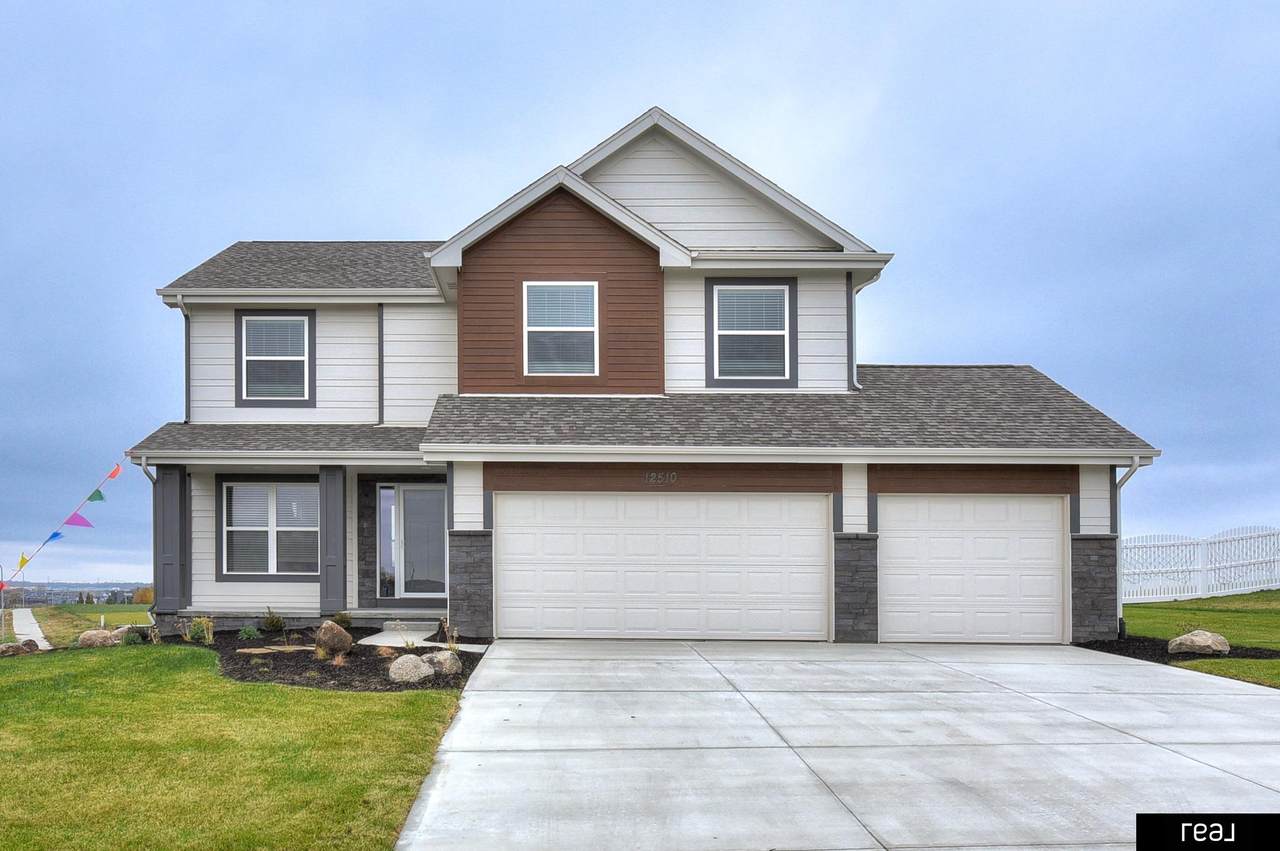 12510 Carpenter Street - Photo 1