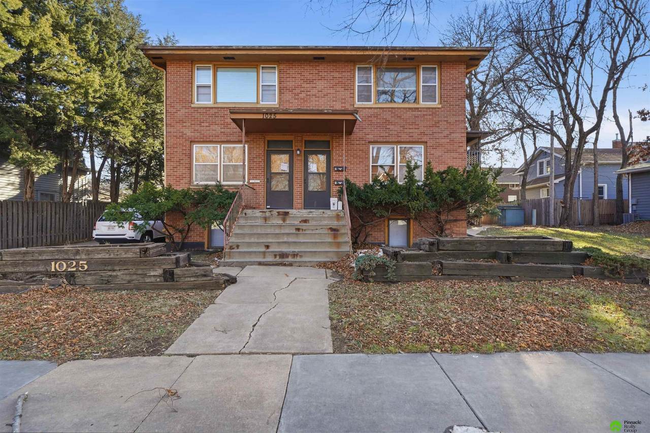 1025 E Street - Photo 1