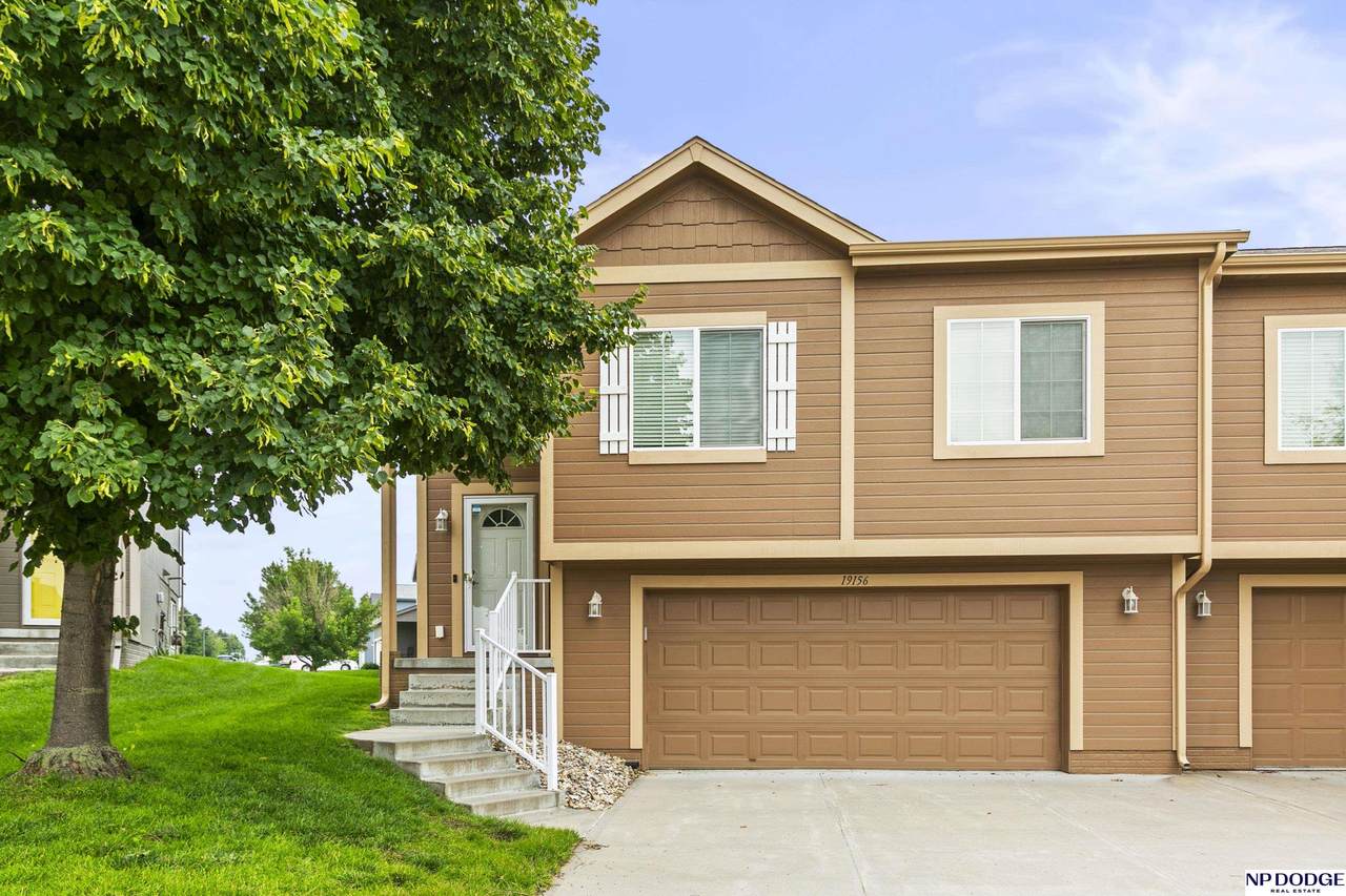 19156 Drexel Circle - Photo 1