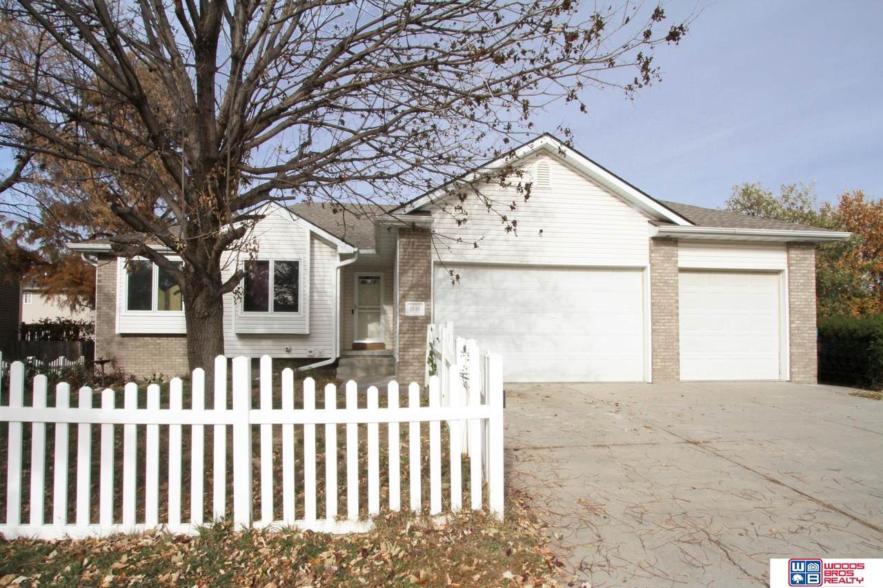 1840 Chloe Lane - Photo 1