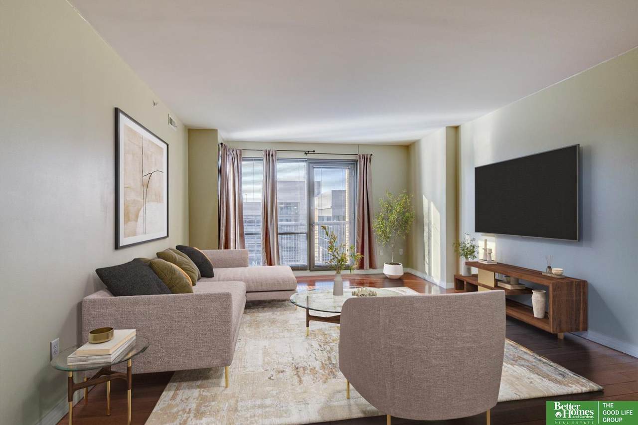 3200 Farnam Court - Photo 1