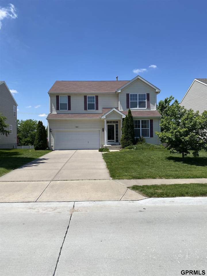 3812 191st Avenue - Photo 1