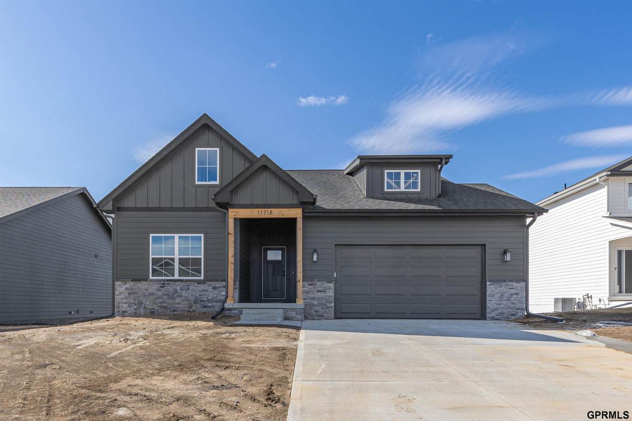 19860 Andresen Street - Photo 1