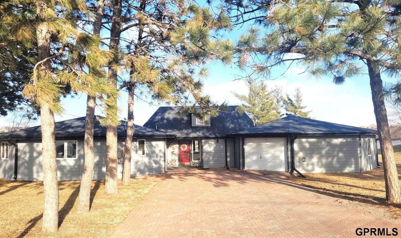 1055 Platteview Drive - Photo 1