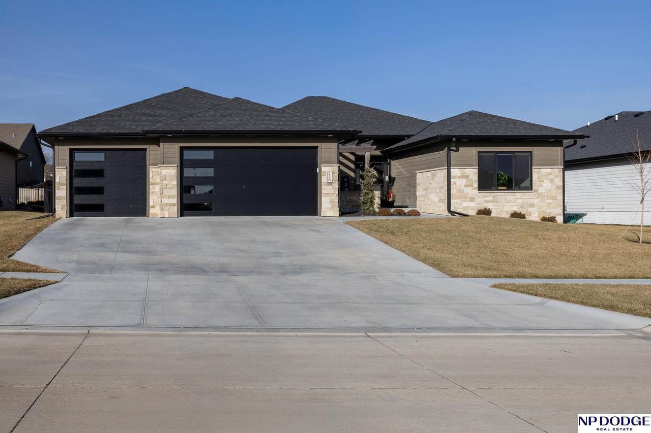 https://bt-photos.global.ssl.fastly.net/omaha/1280_boomver_1_22602211-2.jpg