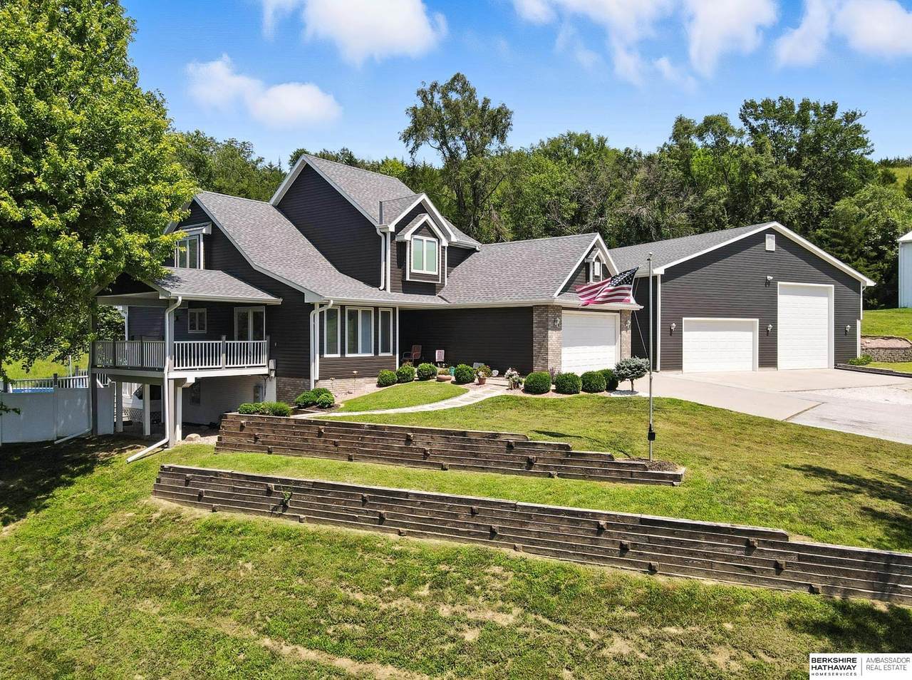 106 Sharon Drive - Photo 1