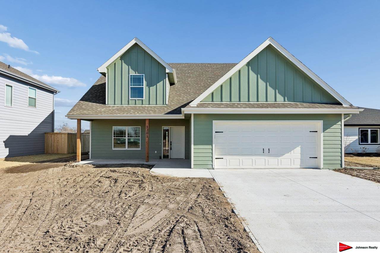 1201 Lakewood Street - Photo 1