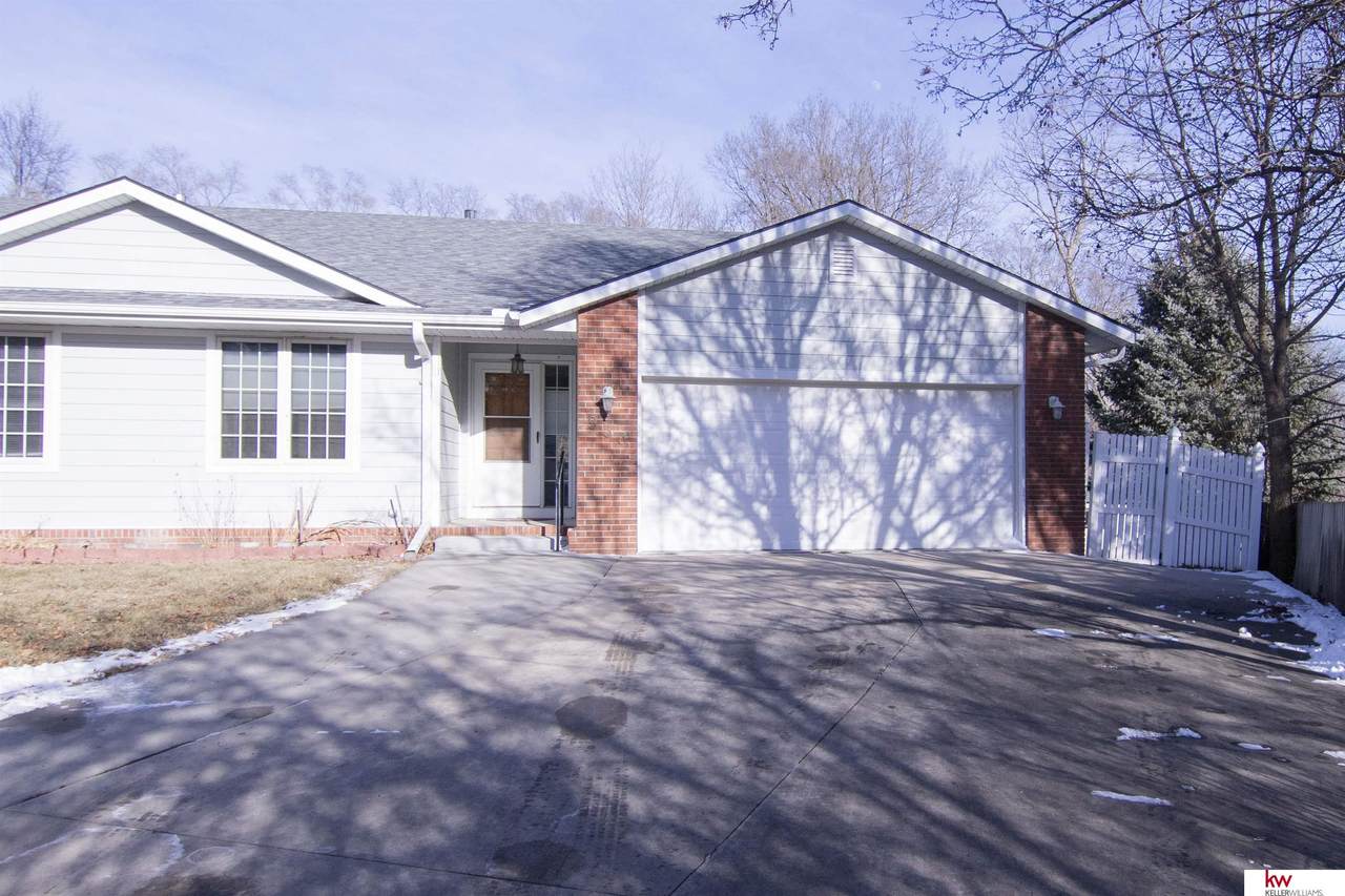 933 Ridge Drive - Photo 1